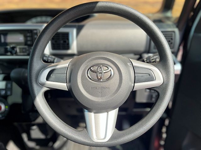 TOYOTA PIXIS MEGA 2018
