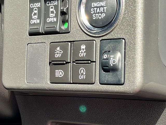 TOYOTA PIXIS MEGA 2018