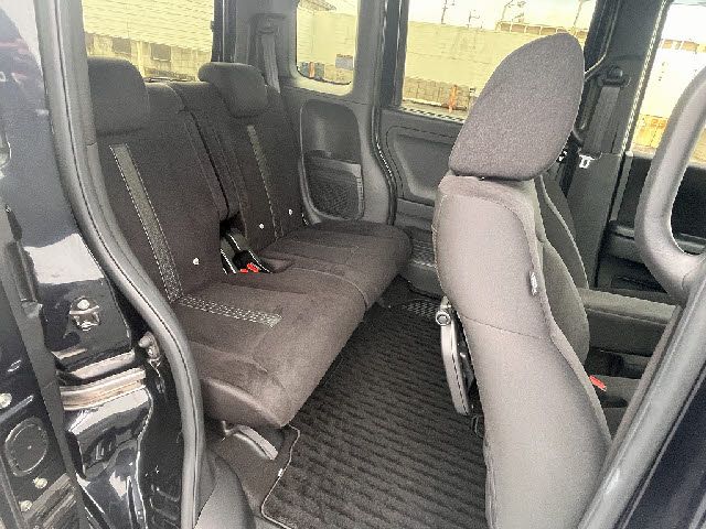 HONDA N BOX CUSTOM 2021