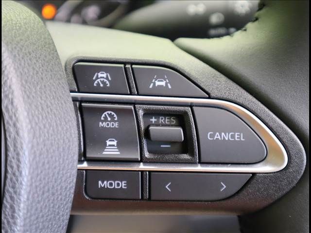 TOYOTA VOXY HYBRID 2024