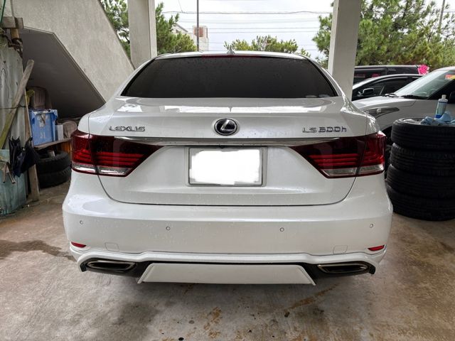 TOYOTA LEXUS LS600h 2015