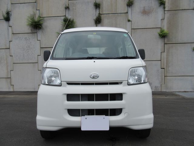 DAIHATSU HIJET deckvan 2016