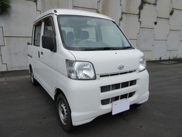 DAIHATSU HIJET deckvan 2016