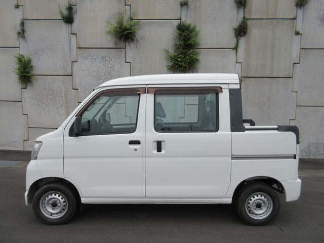 DAIHATSU HIJET deckvan 2016
