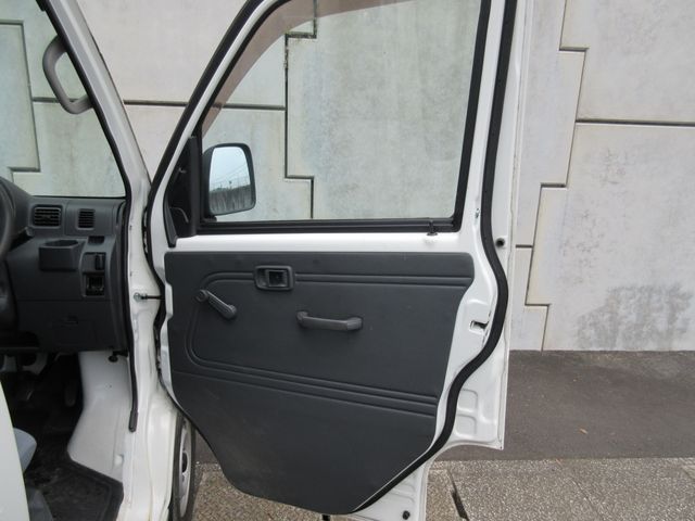 DAIHATSU HIJET deckvan 2016