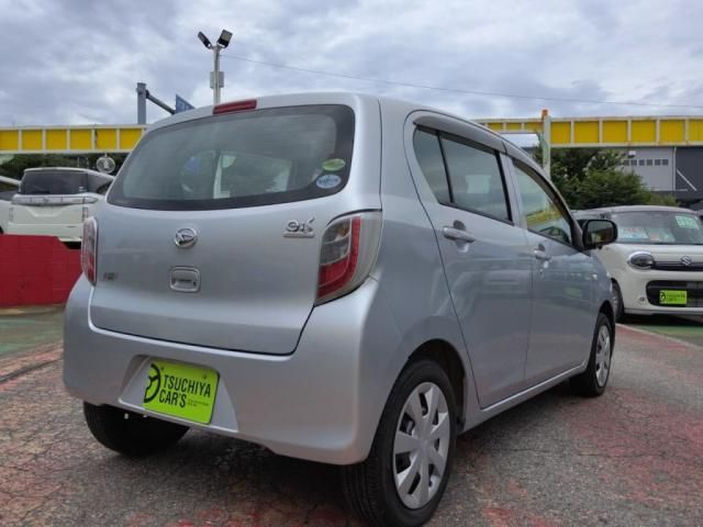 DAIHATSU MIRA e:S 2012