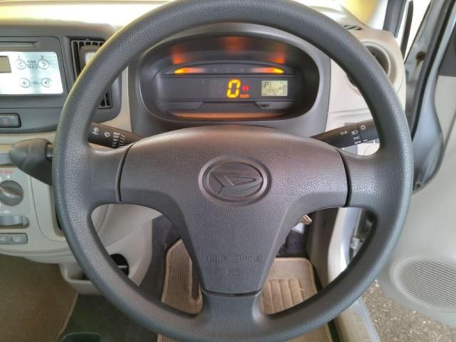 DAIHATSU MIRA e:S 2012