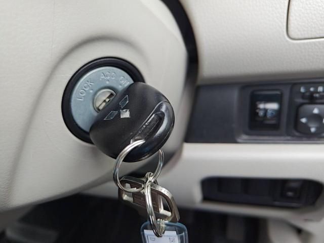 MITSUBISHI eK WAGON 2016