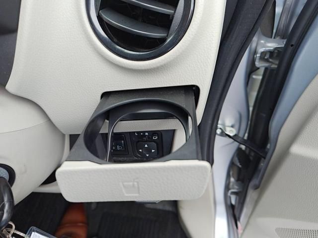 MITSUBISHI eK WAGON 2016