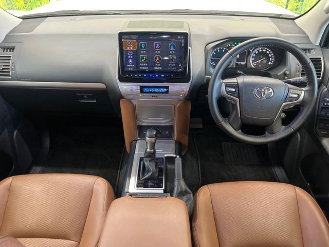 TOYOTA LANDCRUISER PRADO 2022