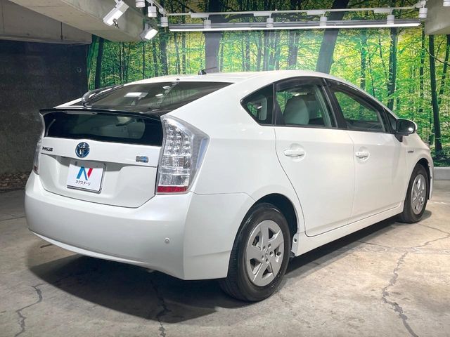TOYOTA PRIUS 2010