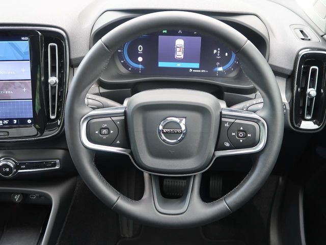 VOLVO VOLVO XC40 2024