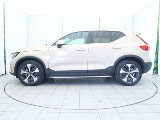 VOLVO VOLVO XC40 2024