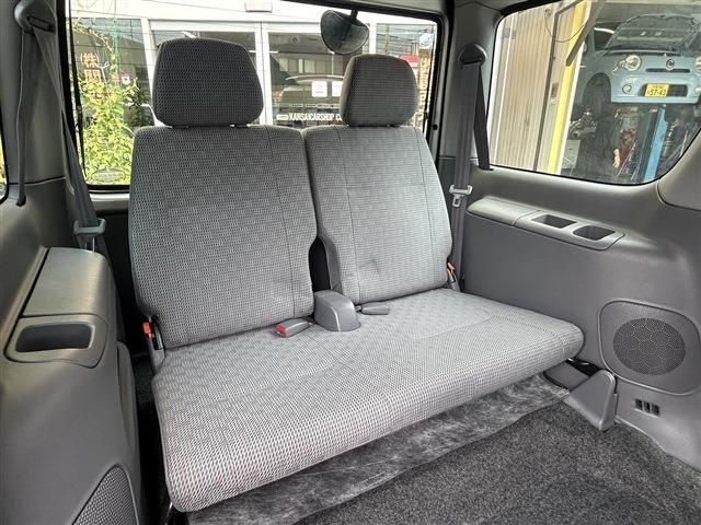 DAIHATSU ATRAI7 2000