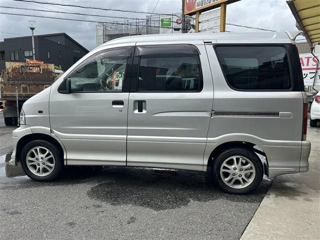DAIHATSU ATRAI7 2000