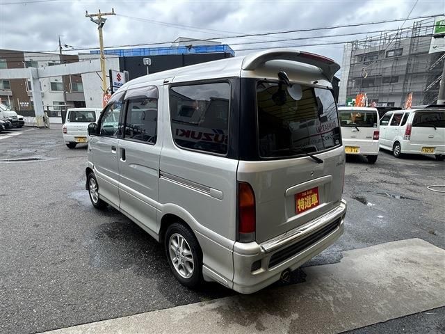 DAIHATSU ATRAI7 2000