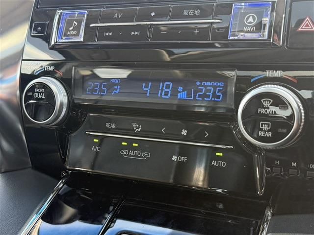 TOYOTA VELLFIRE 2018