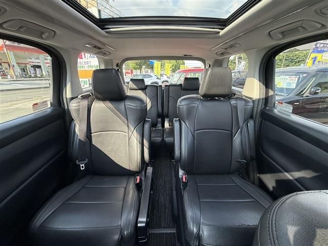 TOYOTA VELLFIRE 2018