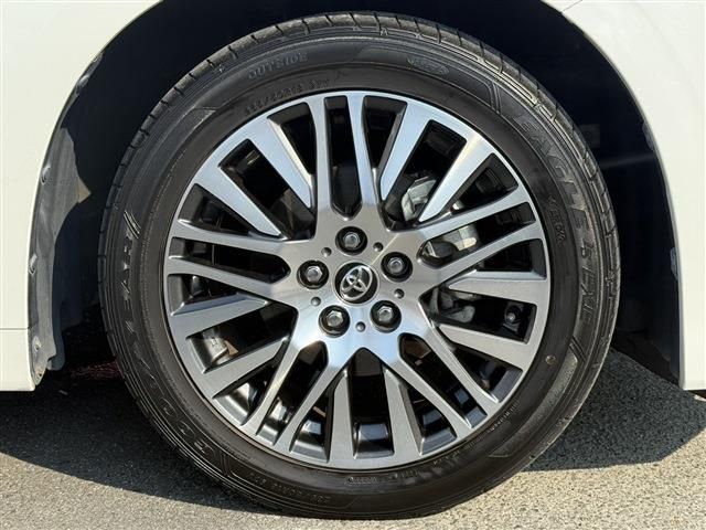 TOYOTA VELLFIRE 2018