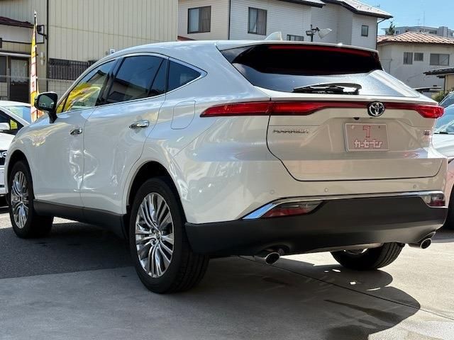 TOYOTA HARRIER HYBRID 2021