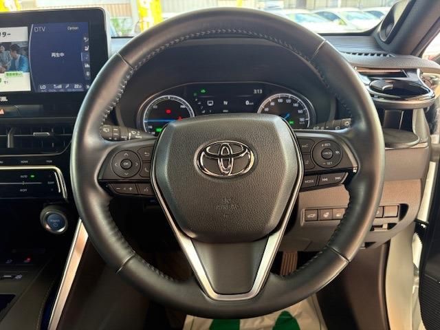 TOYOTA HARRIER HYBRID 2021