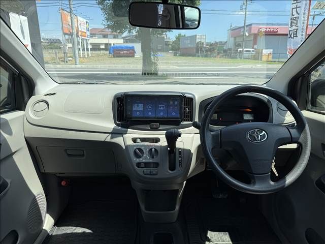 TOYOTA PIXIS EPOCH 2013