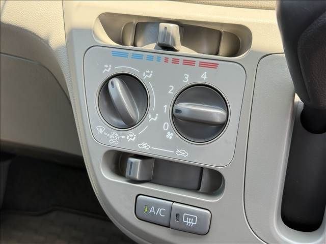 TOYOTA PIXIS EPOCH 2013