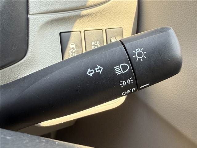 TOYOTA PIXIS EPOCH 2013