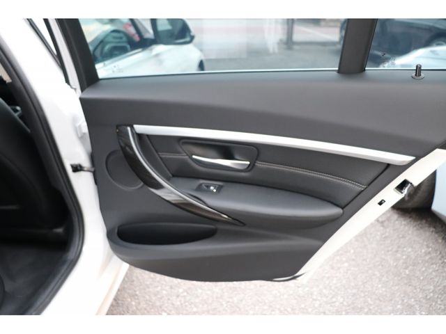 BMW BMW 3series sedan 2017