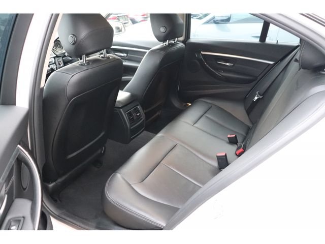 BMW BMW 3series sedan 2017