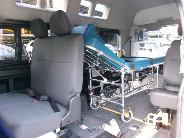 TOYOTA HIACE van 2WD 2020