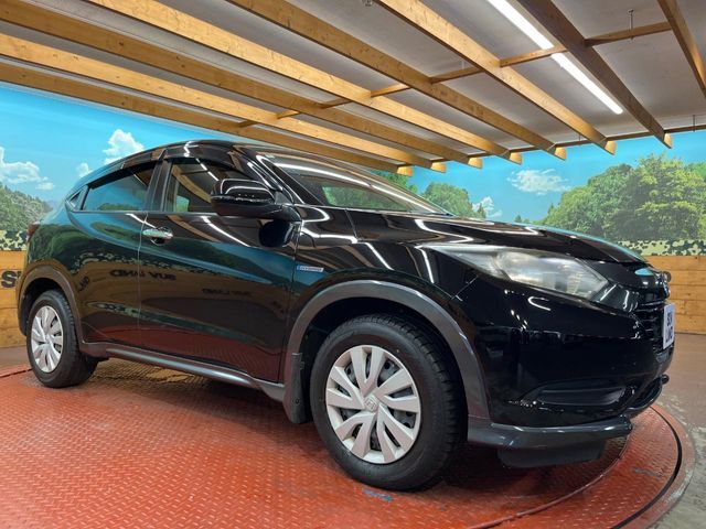 HONDA VEZEL HYBRID 2014