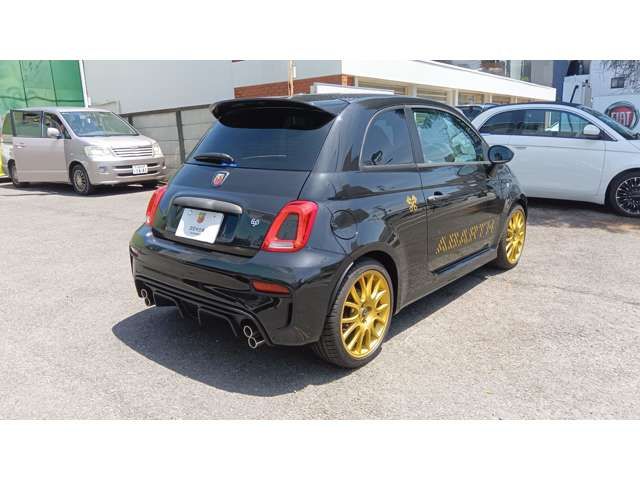 FIAT ABARTH 695 2024