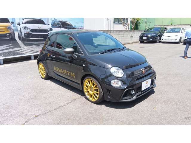 FIAT ABARTH 695 2024