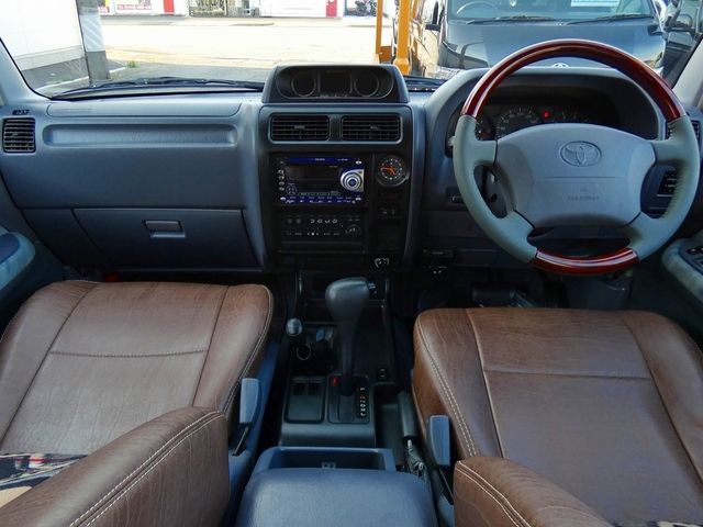 TOYOTA LANDCRUISER PRADO 2000