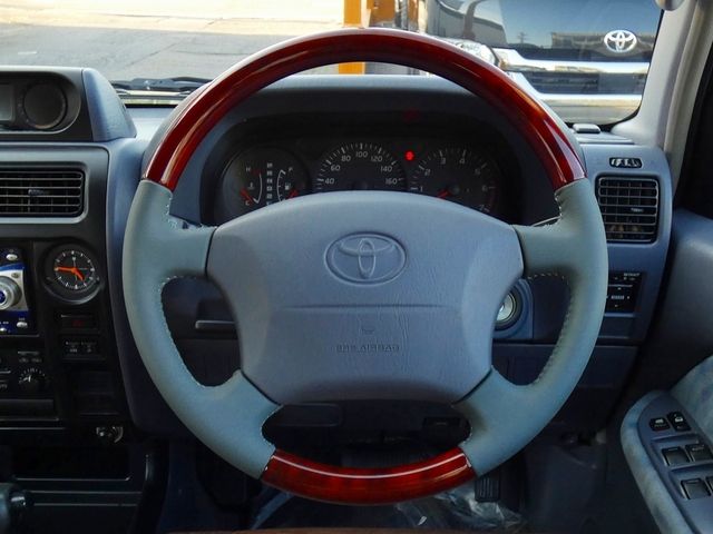 TOYOTA LANDCRUISER PRADO 2000