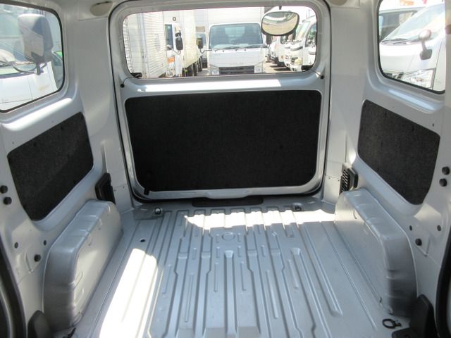 NISSAN NV200 VANETTE van 2014