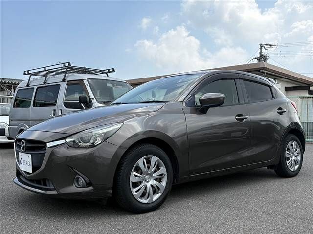 MAZDA DEMIO 2015