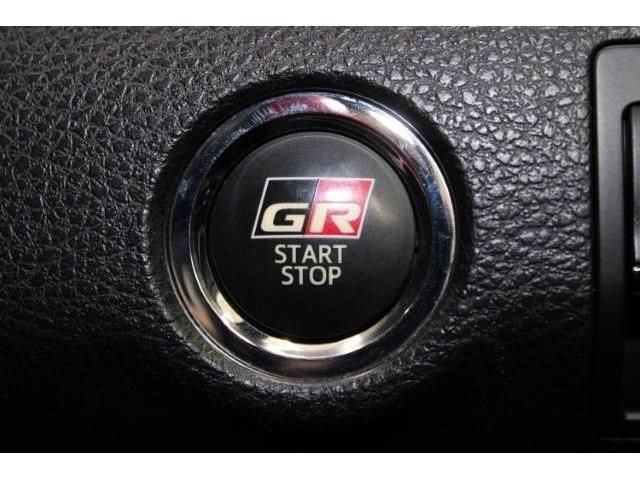 TOYOTA HARRIER 2WD 2018