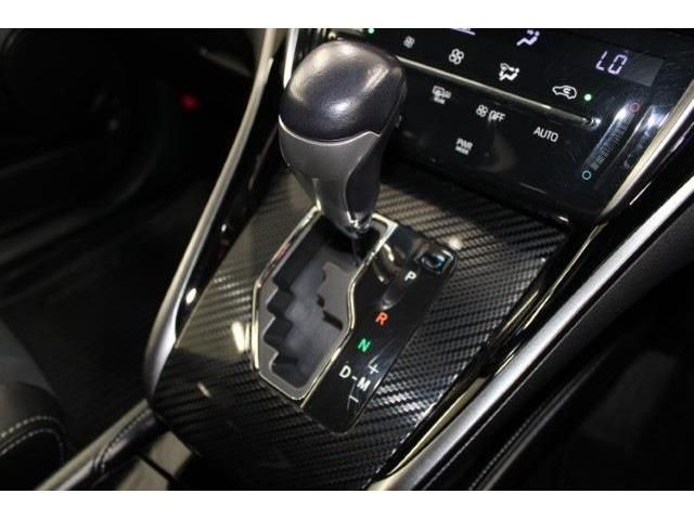 TOYOTA HARRIER 2WD 2018