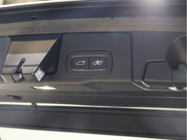 VOLVO VOLVO XC60 2023