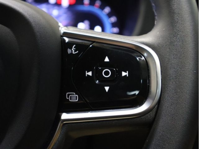 VOLVO VOLVO XC60 2023