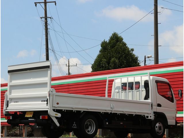 MITSUBISHI CANTER 2018