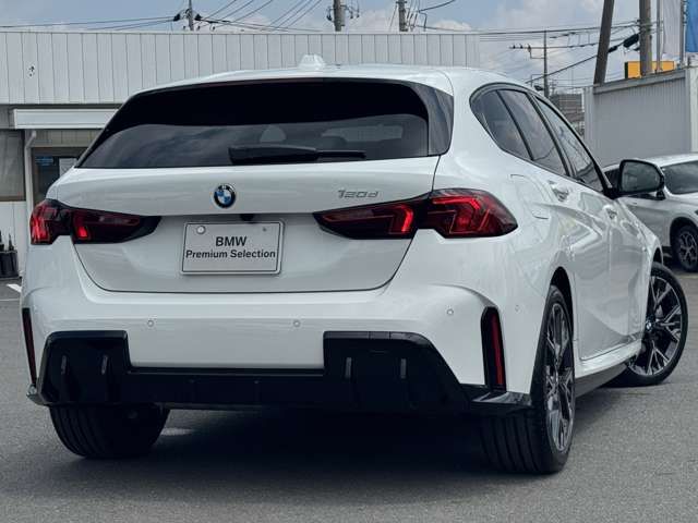 BMW BMW 1series 2025