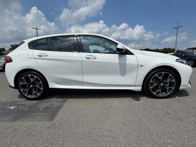 BMW BMW 1series 2025