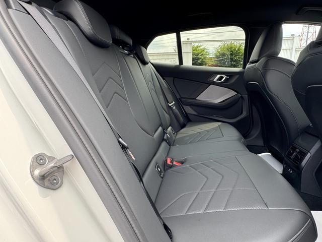 BMW BMW 1series 2025