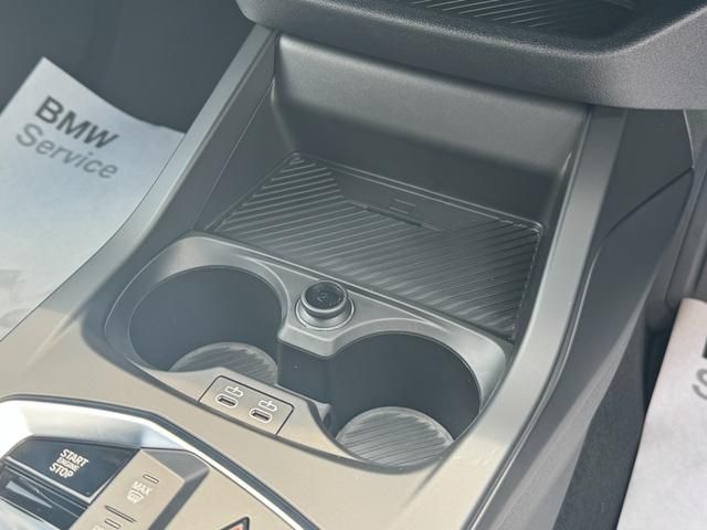 BMW BMW 1series 2025