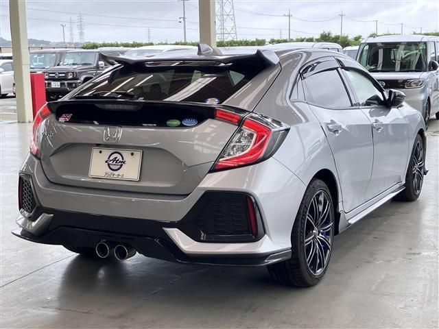 HONDA CIVIC hatchback 2018