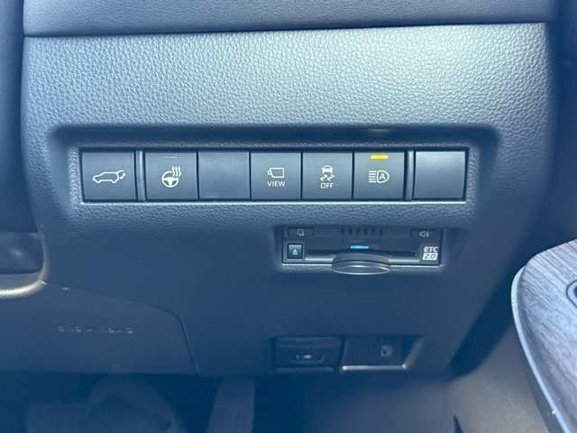 TOYOTA HARRIER HYBRID 2020