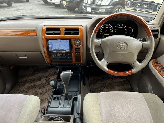 TOYOTA LANDCRUISER PRADO 2002